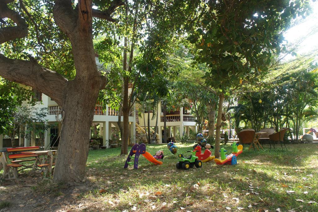Cashew Nut Village ボプート エクステリア 写真
